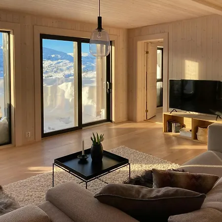 Bright And Modern Cabin, With Great Mountain View בית נופש *