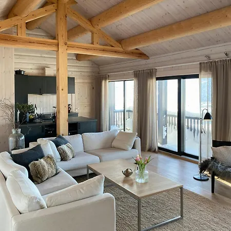 Bright And Modern Cabin, With Great Mountain View Vågsli