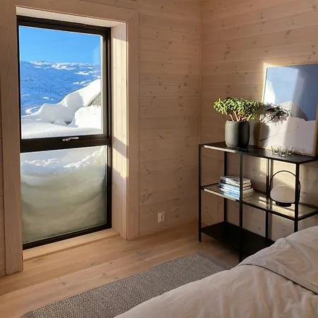Bright And Modern Cabin, With Great Mountain View Dom wakacyjny Vågsli